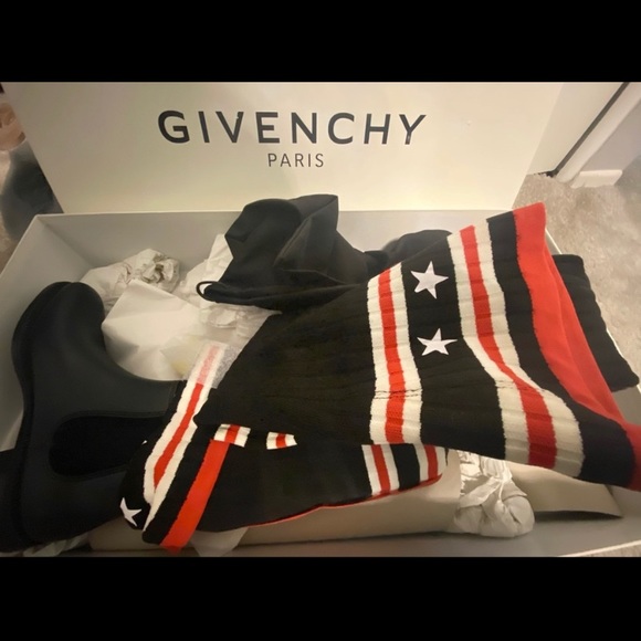 COPY - Givenchy Sock Boot - Picture 2 of 3